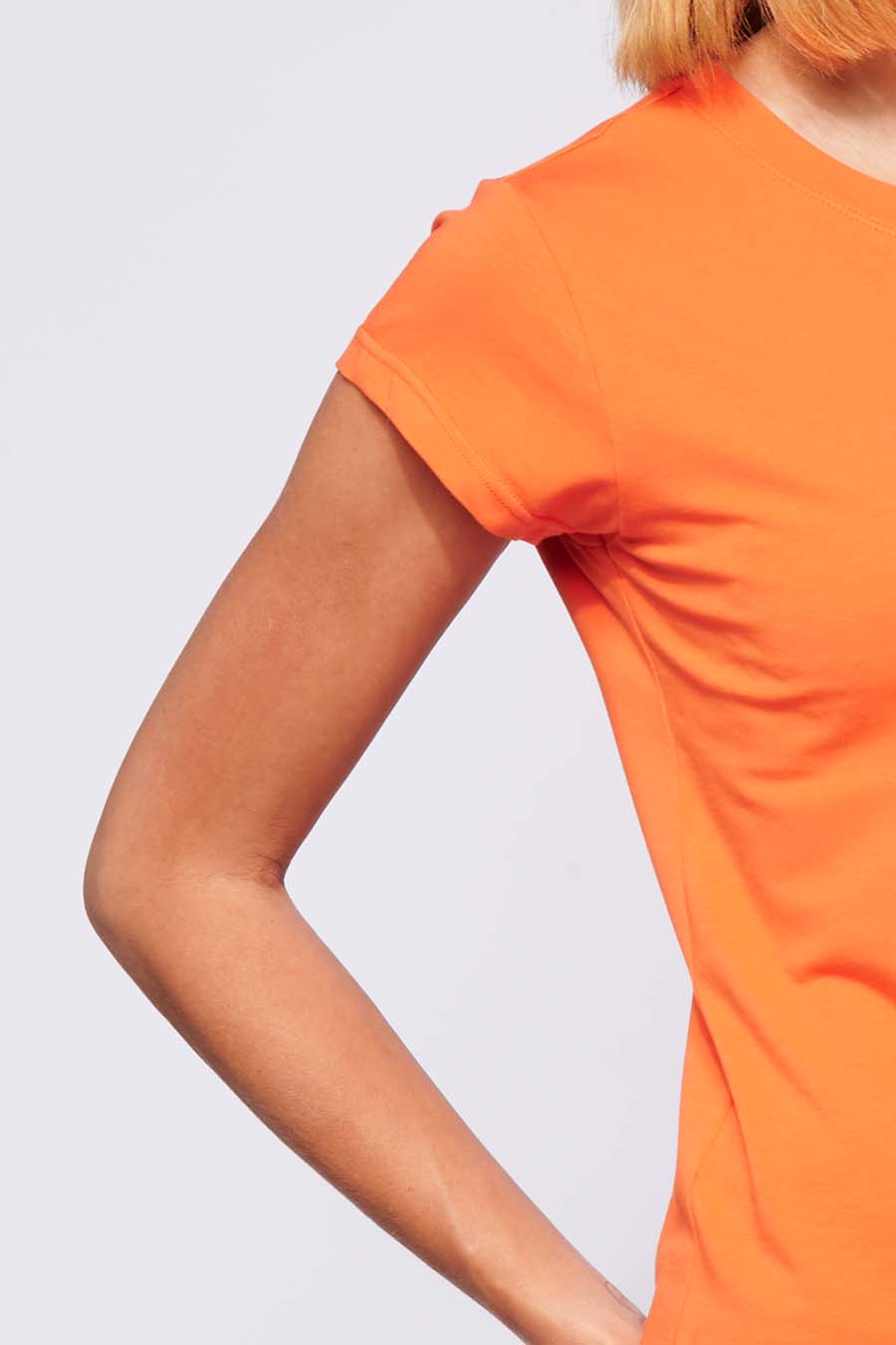 zoom tee-shirt Femme made in France en coton bio LAURE orange - FIL ROUGE