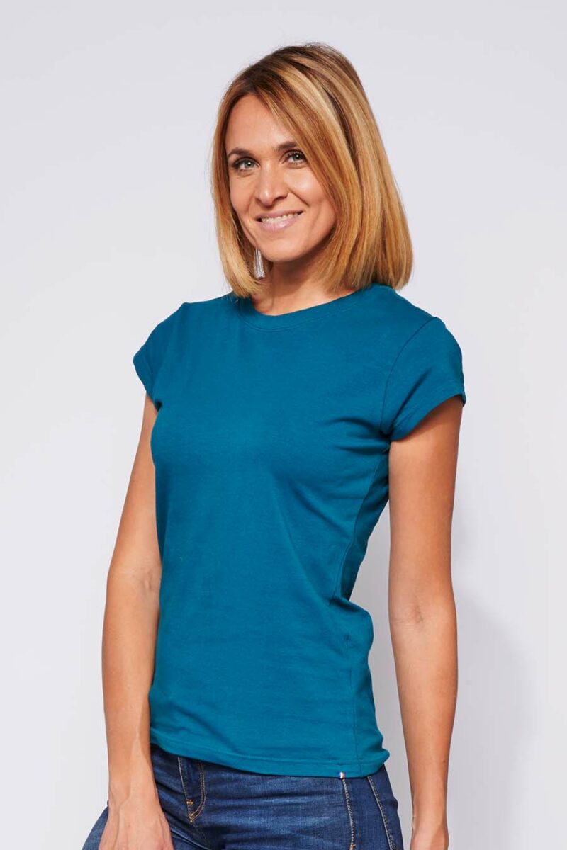 Tee-shirt made in France en coton bio LAURE pétrole femme de profil - FIL ROUGE