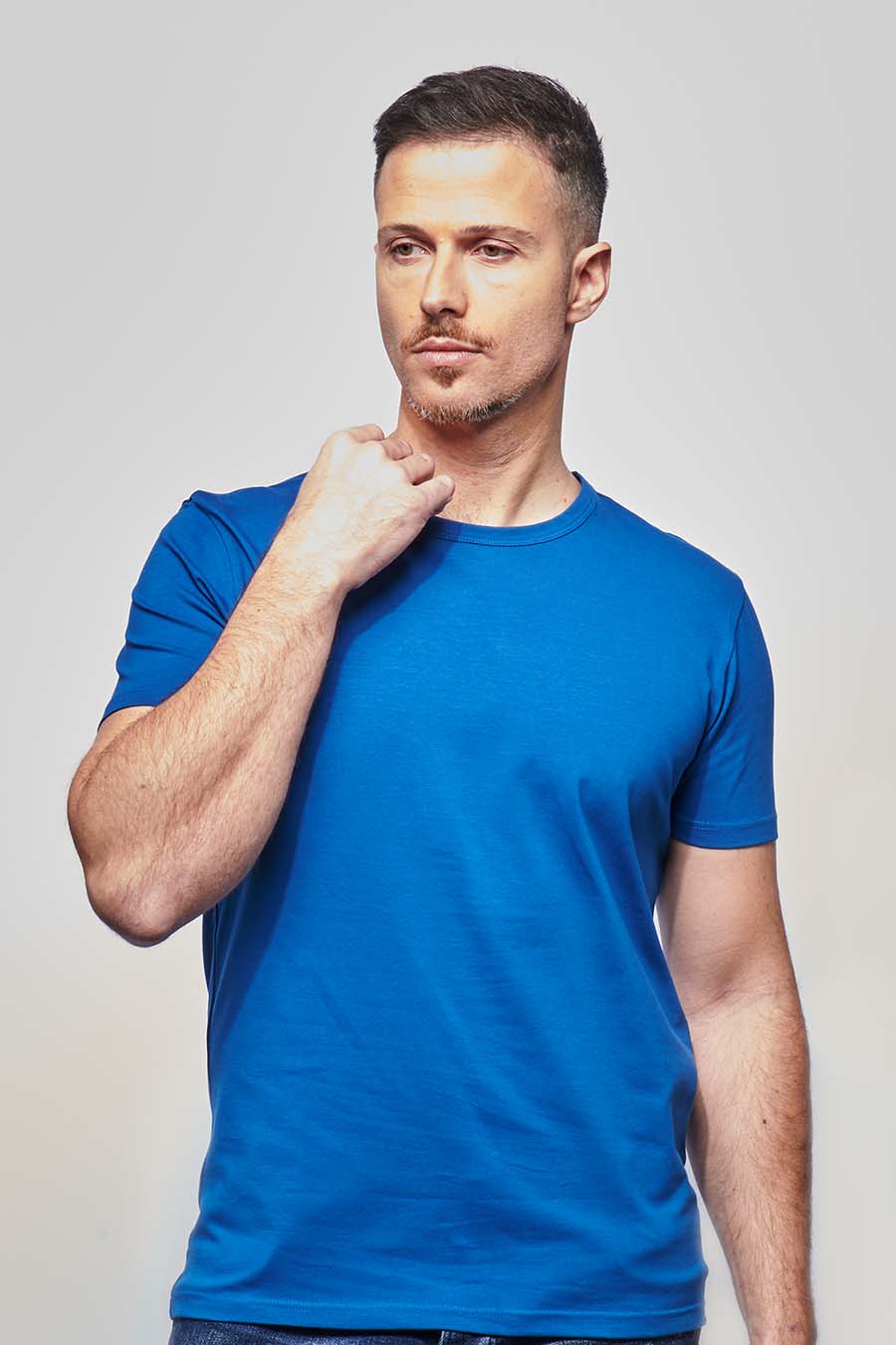 Tee-shirt homme ajusté made in France en coton bio bleu roi - Fil Rouge
