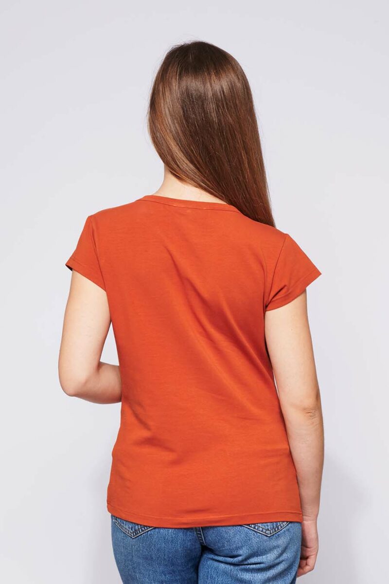 Tee-shirt made in France en coton bio LOUISON brique femme de dos - FIL ROUGE