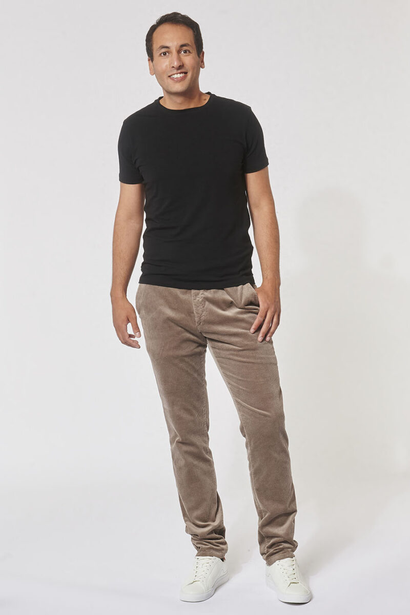 Chino Fit Velours Taupe 1.jpg